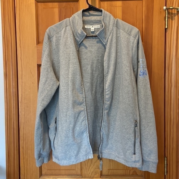 Tommy Hilfiger Women's Grey Zip Up Crewneck Sweatshirt with Zippered Pockets - Picture 2 of 7